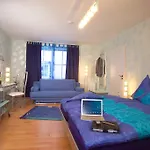 Hotel Cleo's